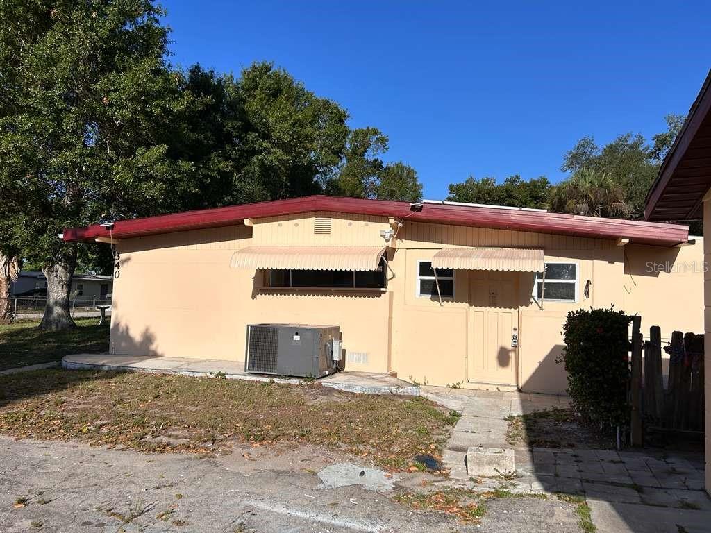 PALMONA PARK - Residential Lease