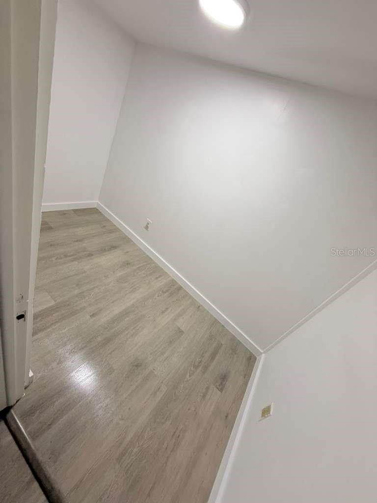 PALMONA PARK - Residential Lease