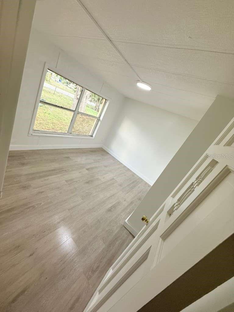 PALMONA PARK - Residential Lease