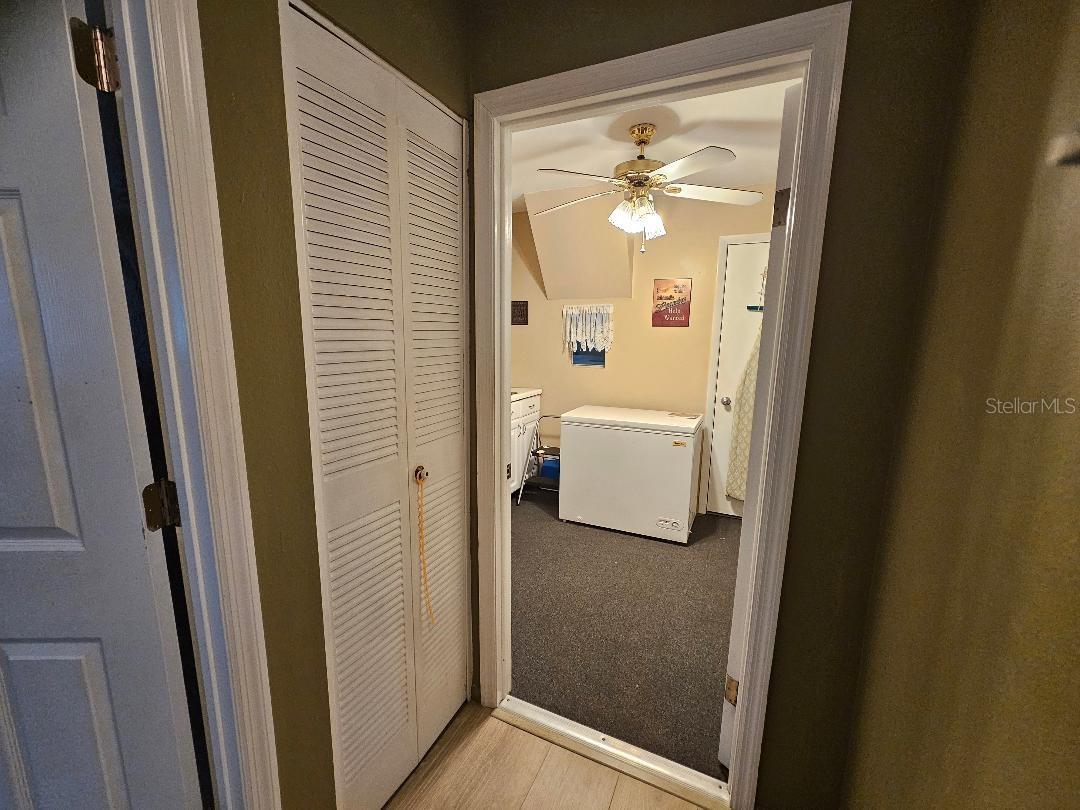 DEL WEBBS SUN CITY FLORIDA UN - Residential