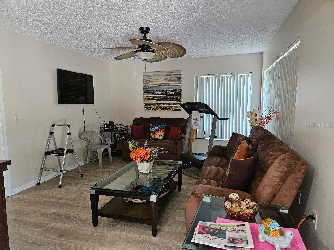DEL WEBBS SUN CITY FLORIDA UN - Residential