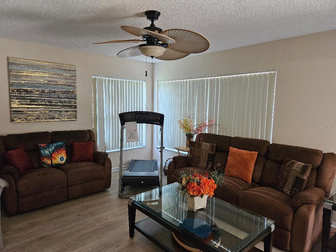 DEL WEBBS SUN CITY FLORIDA UN - Residential