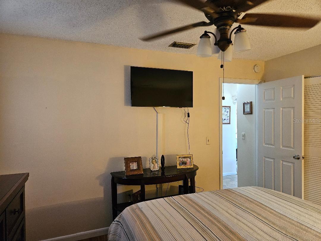 DEL WEBBS SUN CITY FLORIDA UN - Residential