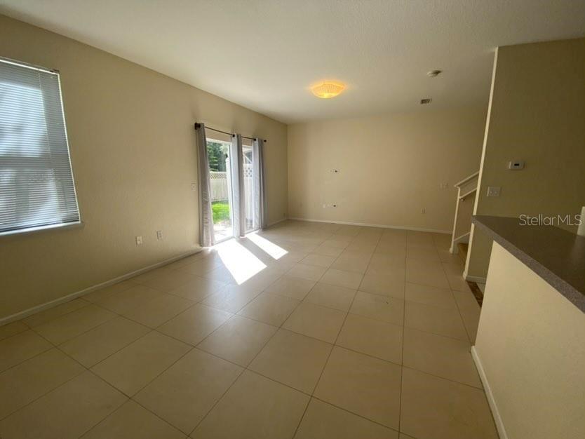 EMERALD POINTE TWNHMS AT TAMPA PALMS - Residential Lease