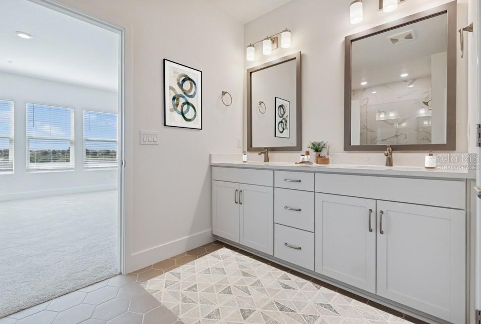 EMERALD LANDING AT WATERSIDE - Residential