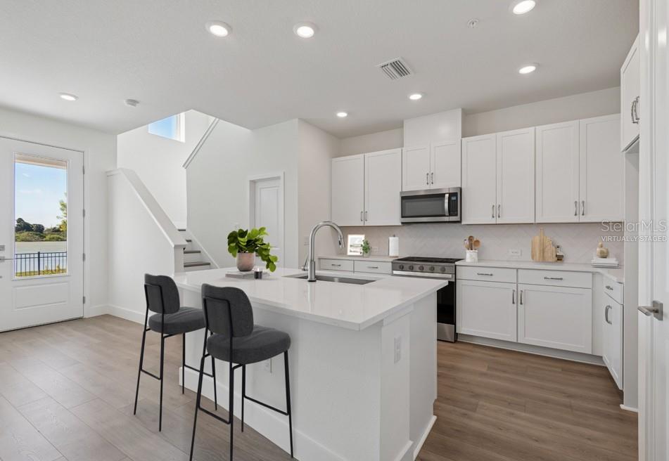 EMERALD LANDING AT WATERSIDE - Residential