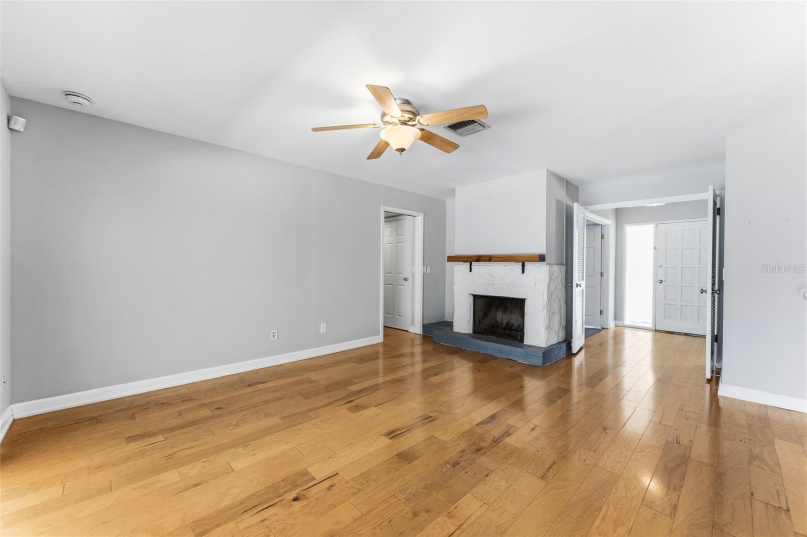 CARROLLWOOD SUB UNIT 18 - Residential
