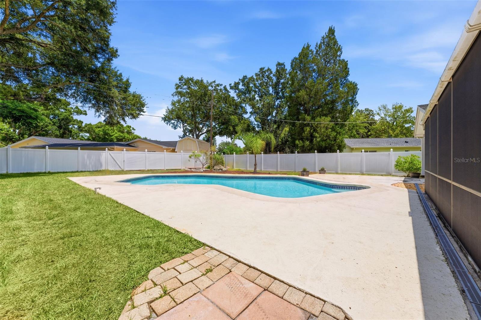 CARROLLWOOD SUB UNIT 18 - Residential