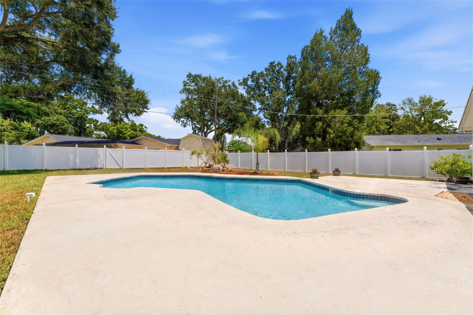 CARROLLWOOD SUB UNIT 18 - Residential
