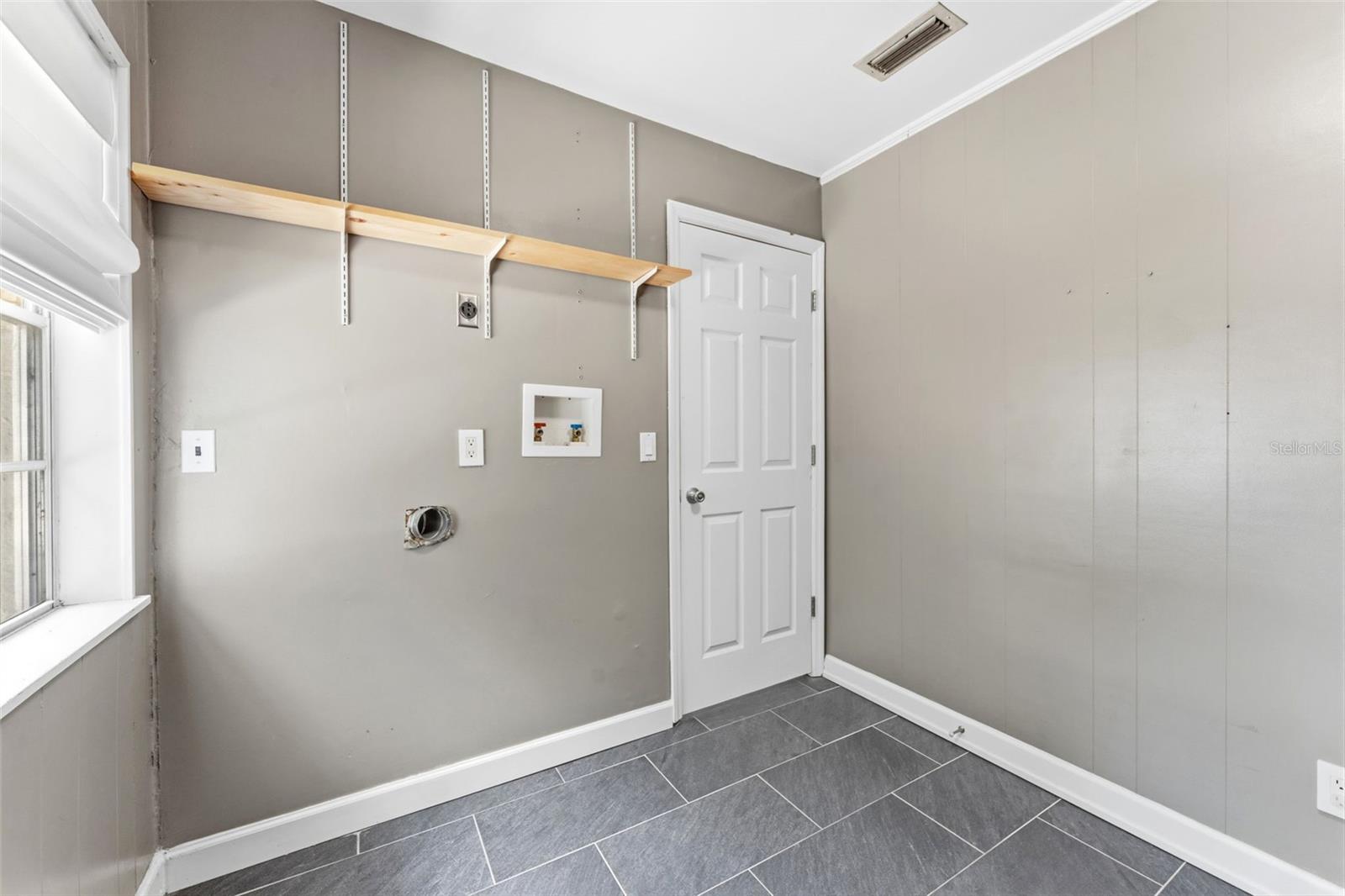 CARROLLWOOD SUB UNIT 18 - Residential