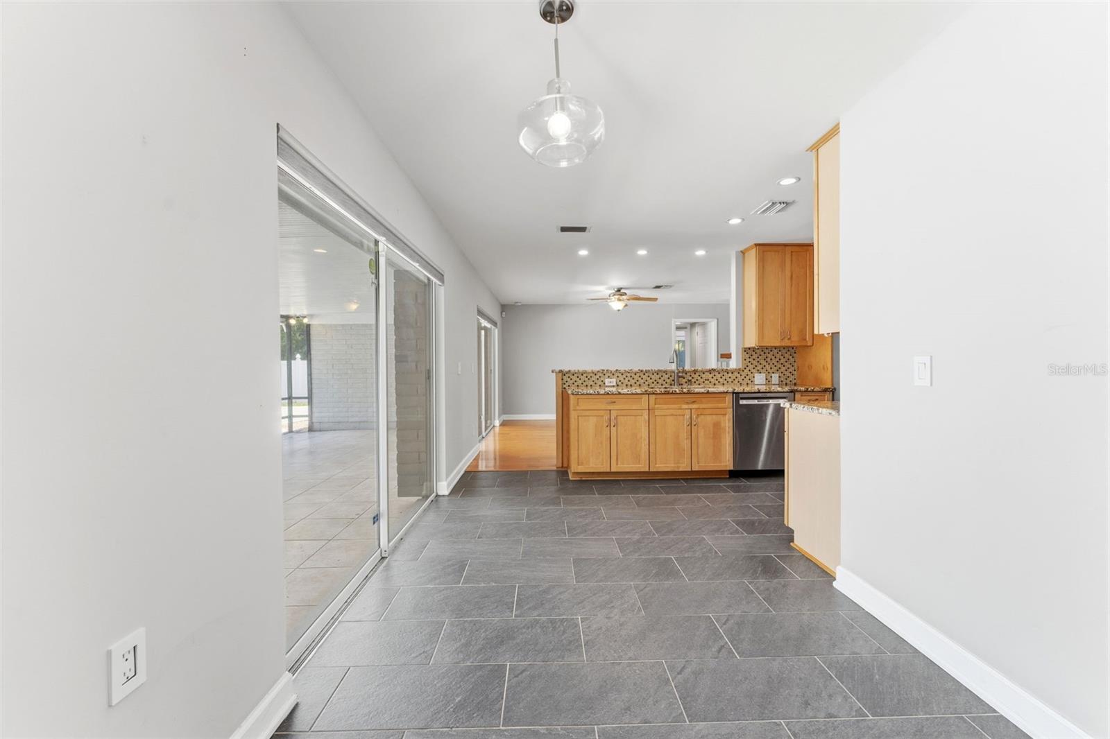 CARROLLWOOD SUB UNIT 18 - Residential