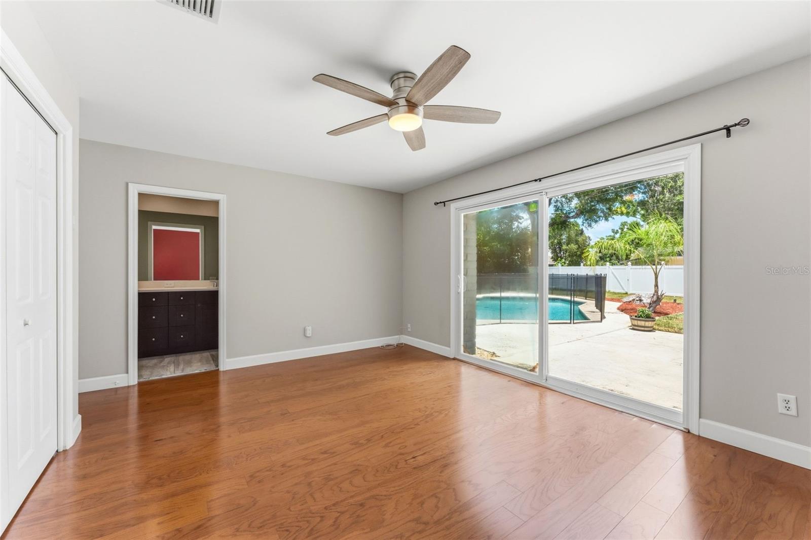 CARROLLWOOD SUB UNIT 18 - Residential