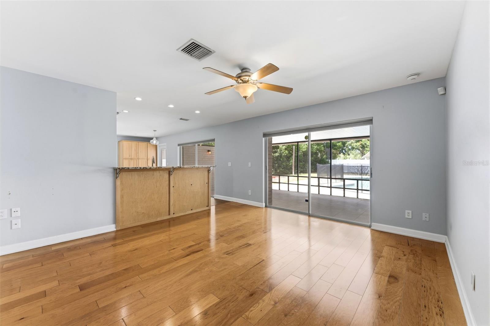 CARROLLWOOD SUB UNIT 18 - Residential