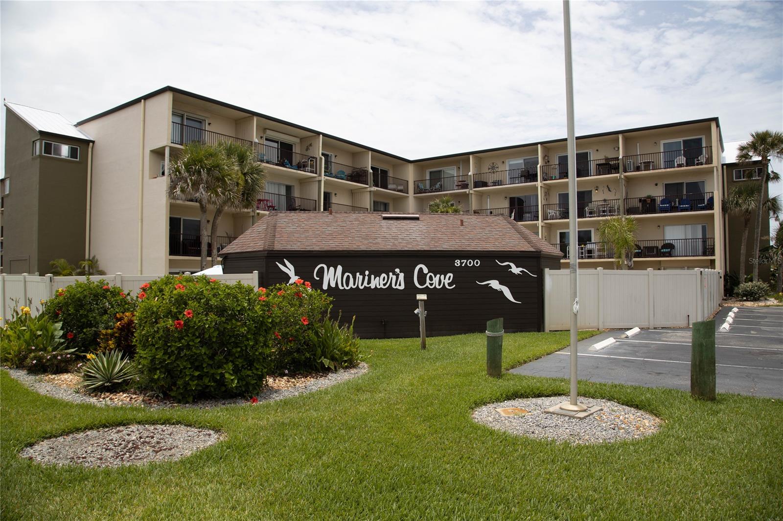 Newly remodeled condo in the Mariners Cove community of New Smyrna Beach located just a couple hundred feet from New Smyrna's no drive beach. This unit has new floors, paint, cabinets, granite counters, stainless appliances, and a new AC unit. This unit is ready to move in and makes for a great vacation getaway or investment property. The Mariners Cove community features a pool, shuffleboard area, and on site management office for any concerns. The location is one of the most ideal in New Smyrna Beach as you're only minutes from everything New Smyrna has to offer while also only being a few steps from the No Drive Beach. ;Water: City