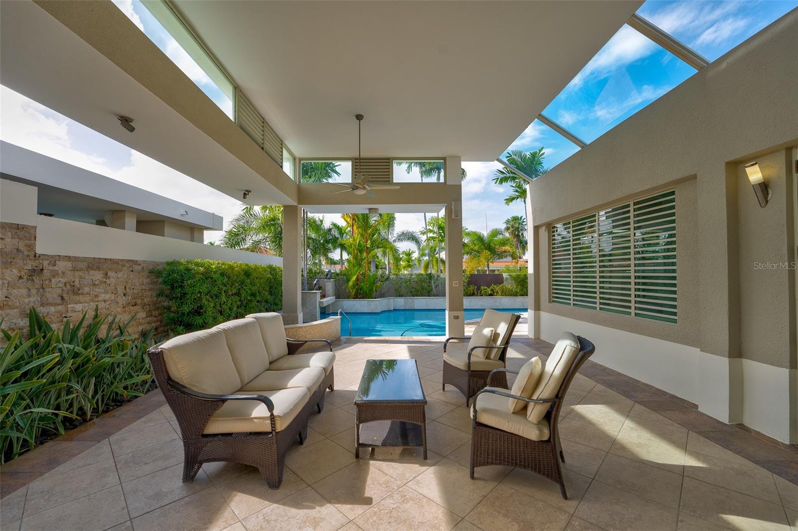 SABANERA DE DORADO - Residential
