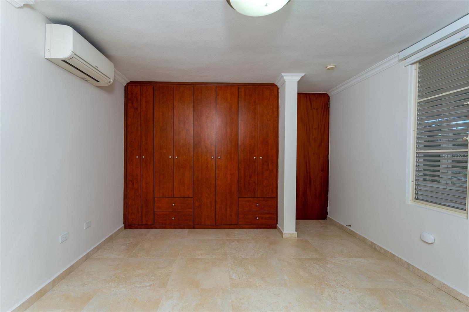 SABANERA DE DORADO - Residential