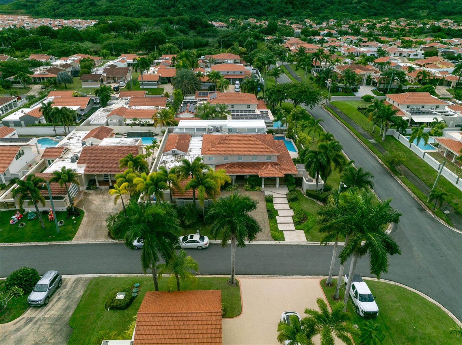 SABANERA DE DORADO - Residential