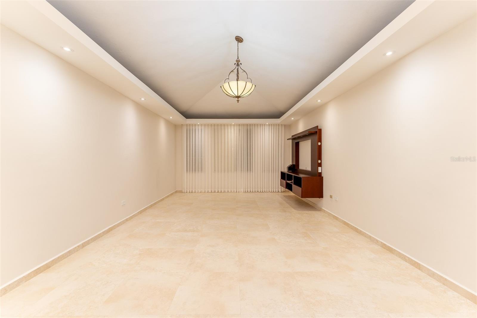 SABANERA DE DORADO - Residential