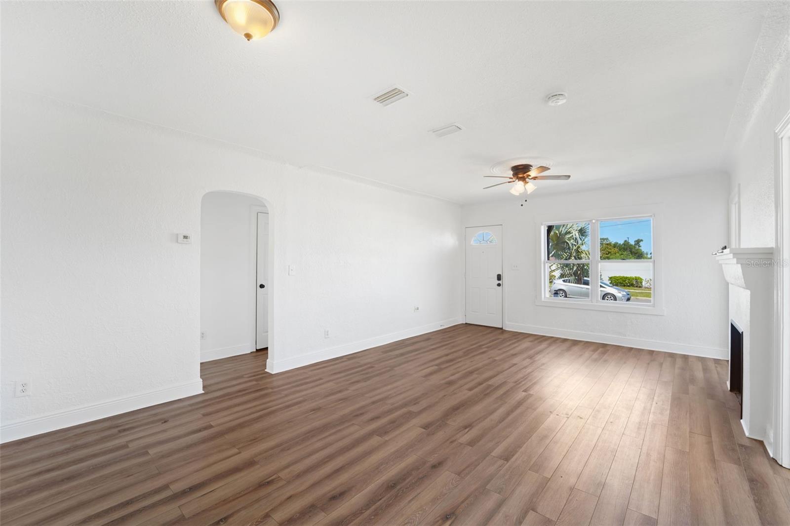 ROYAL PALM HEIGHTS - Residential