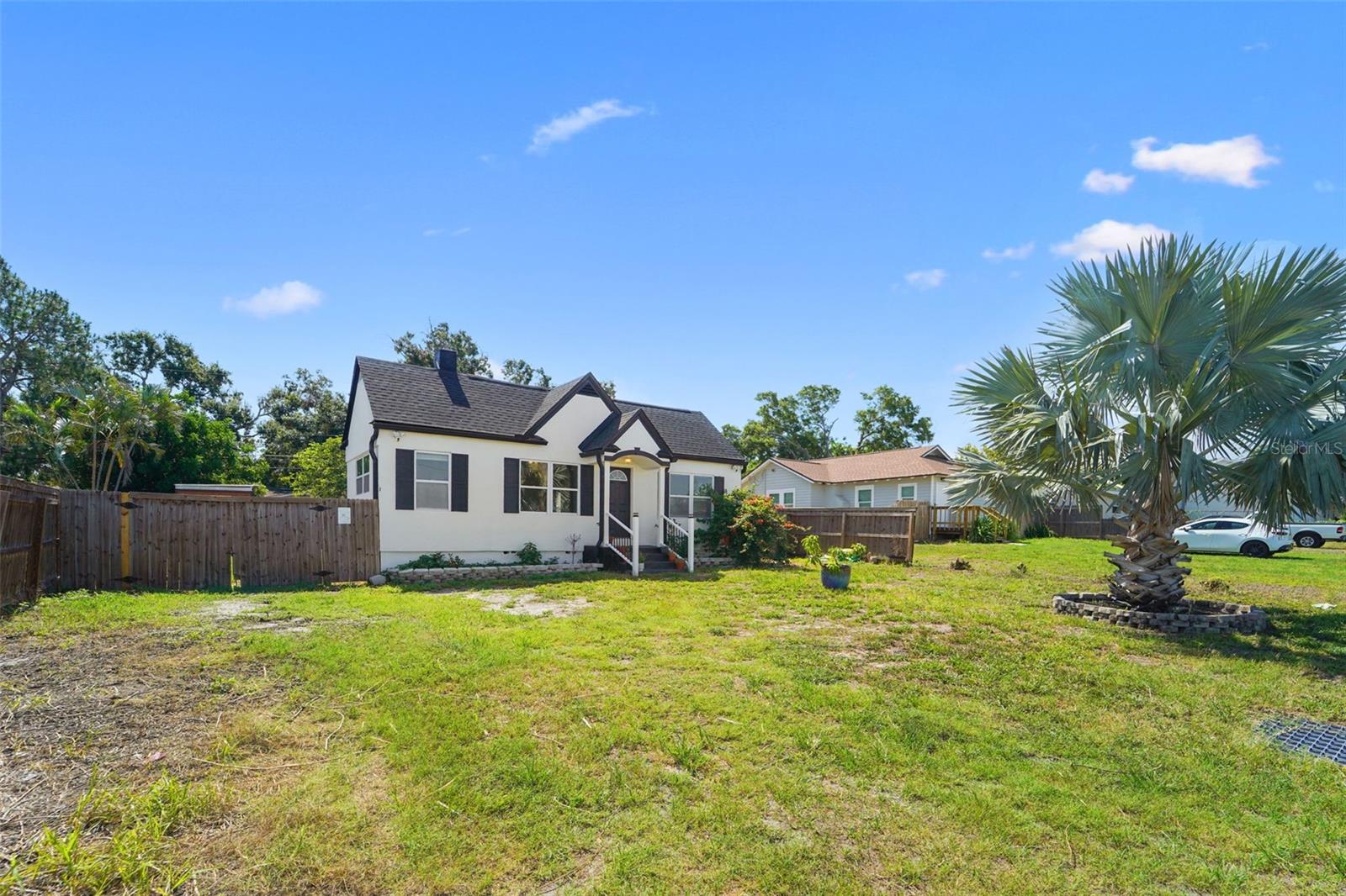 ROYAL PALM HEIGHTS - Residential