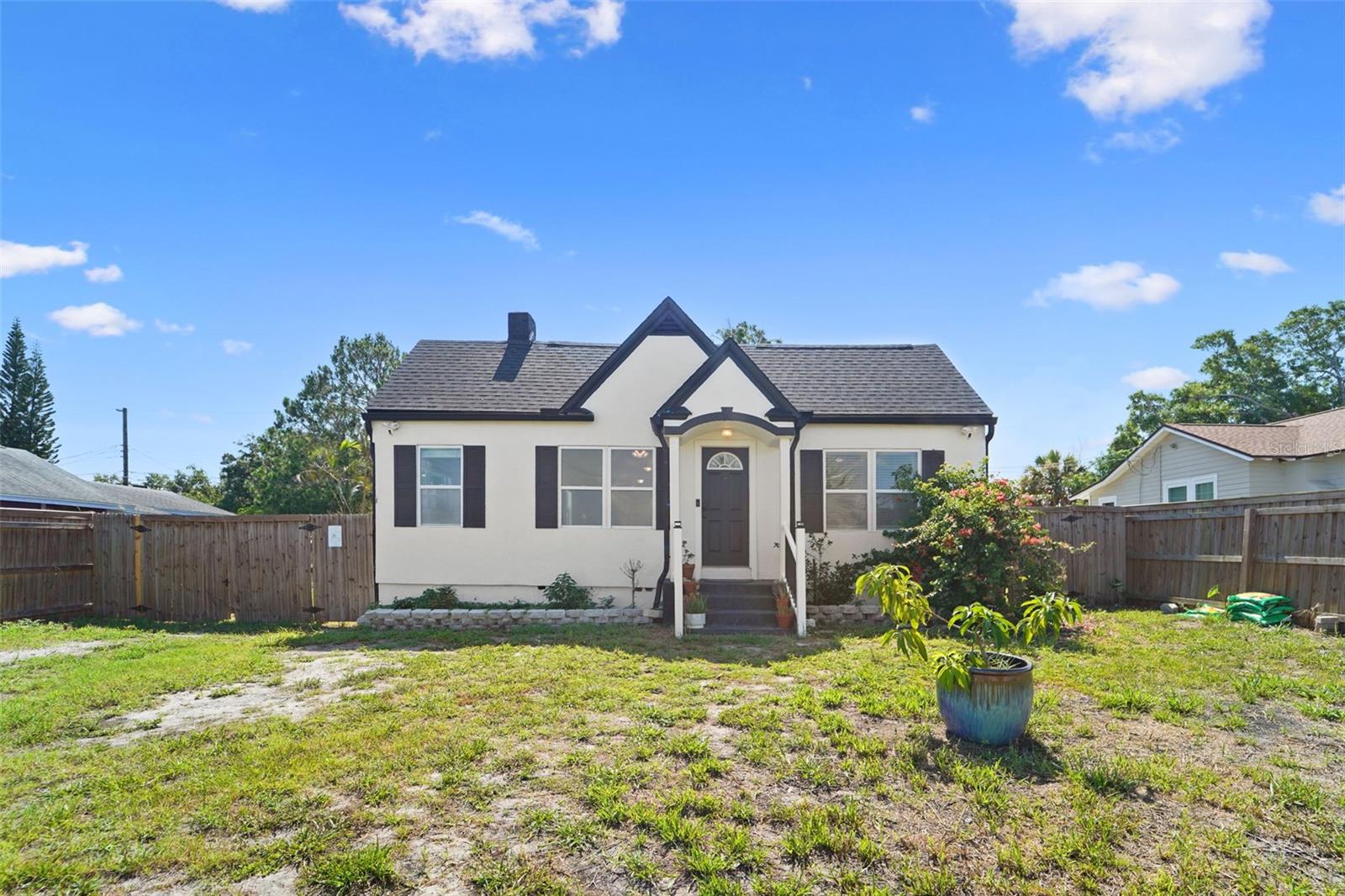ROYAL PALM HEIGHTS - Residential