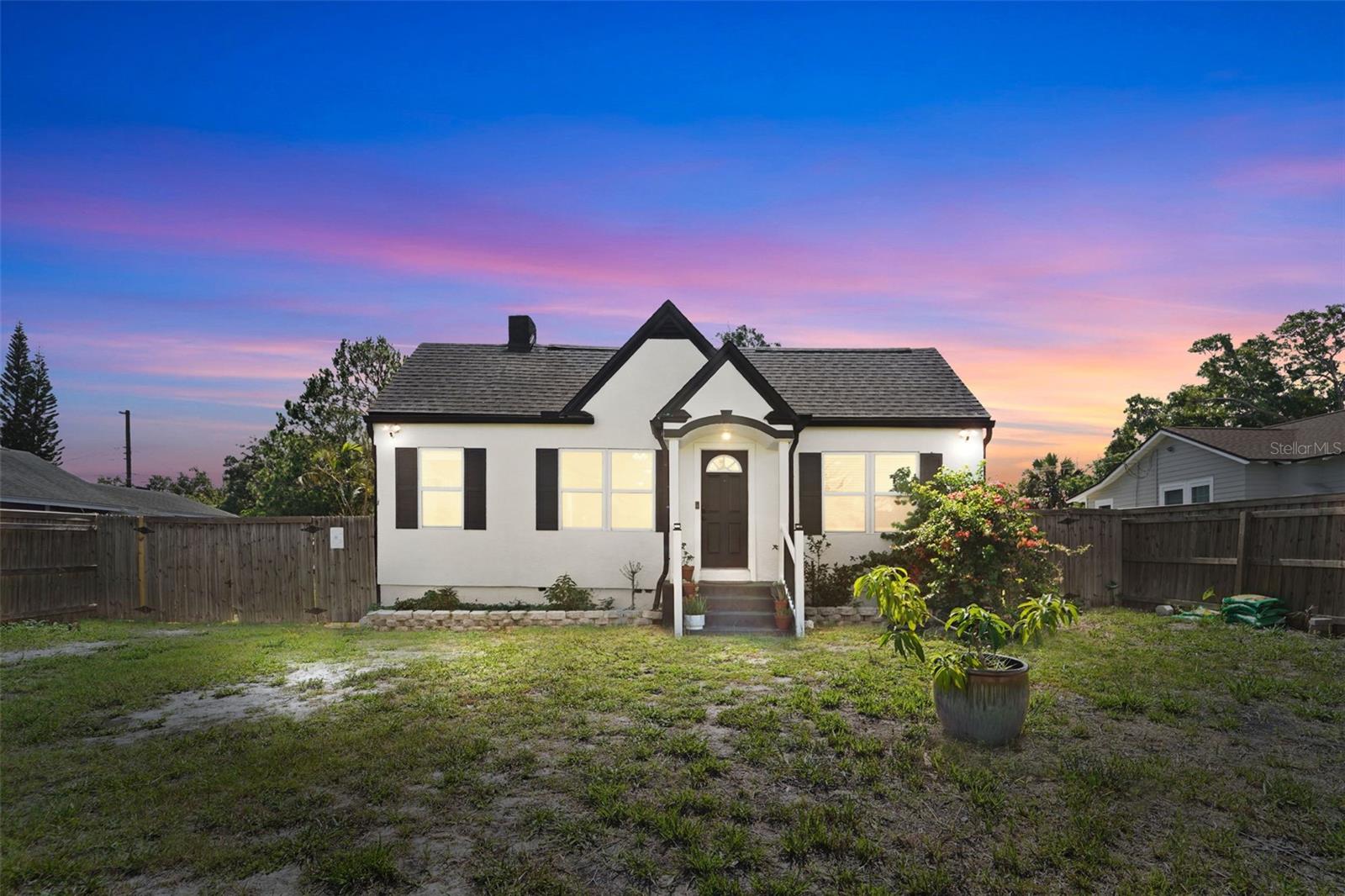 ROYAL PALM HEIGHTS - Residential