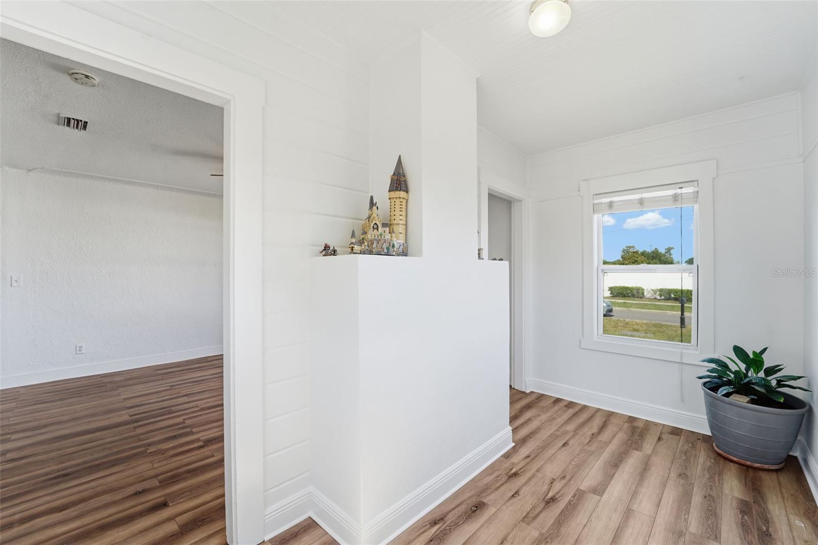ROYAL PALM HEIGHTS - Residential