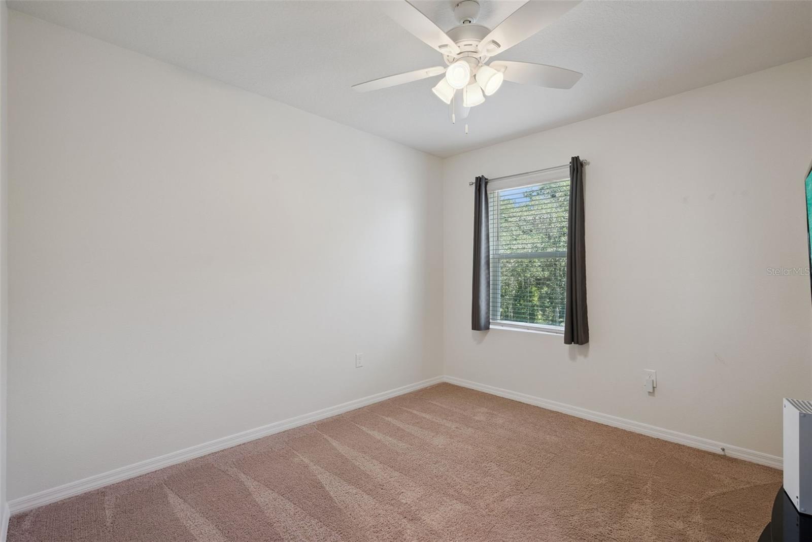 WYNDHAM PRESERVE PINE WAY - Residential