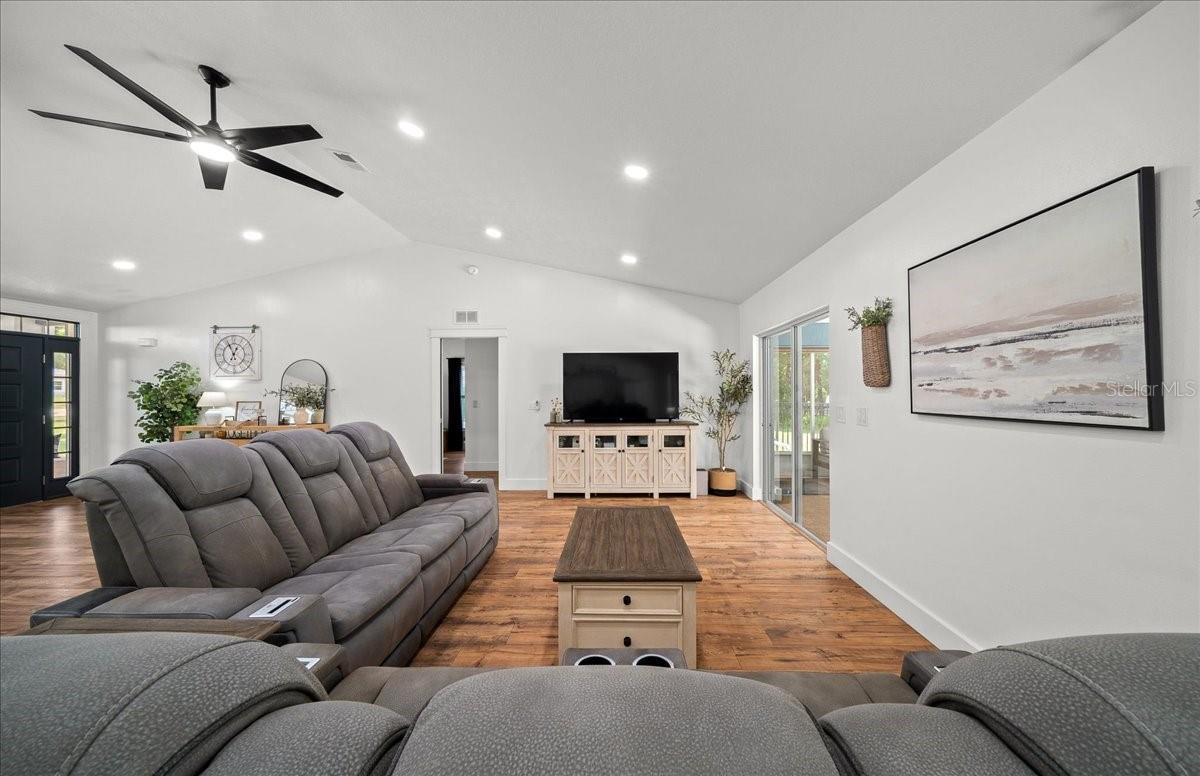 CITRUS HILLS 1ST ADD - Residential