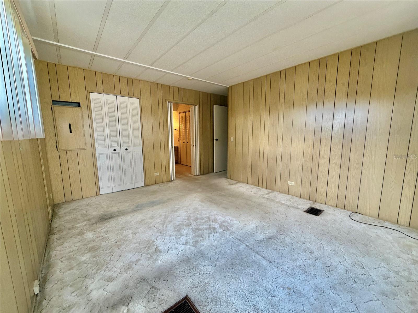 HAWTHORNE AT LEESBURG A COOP - Residential