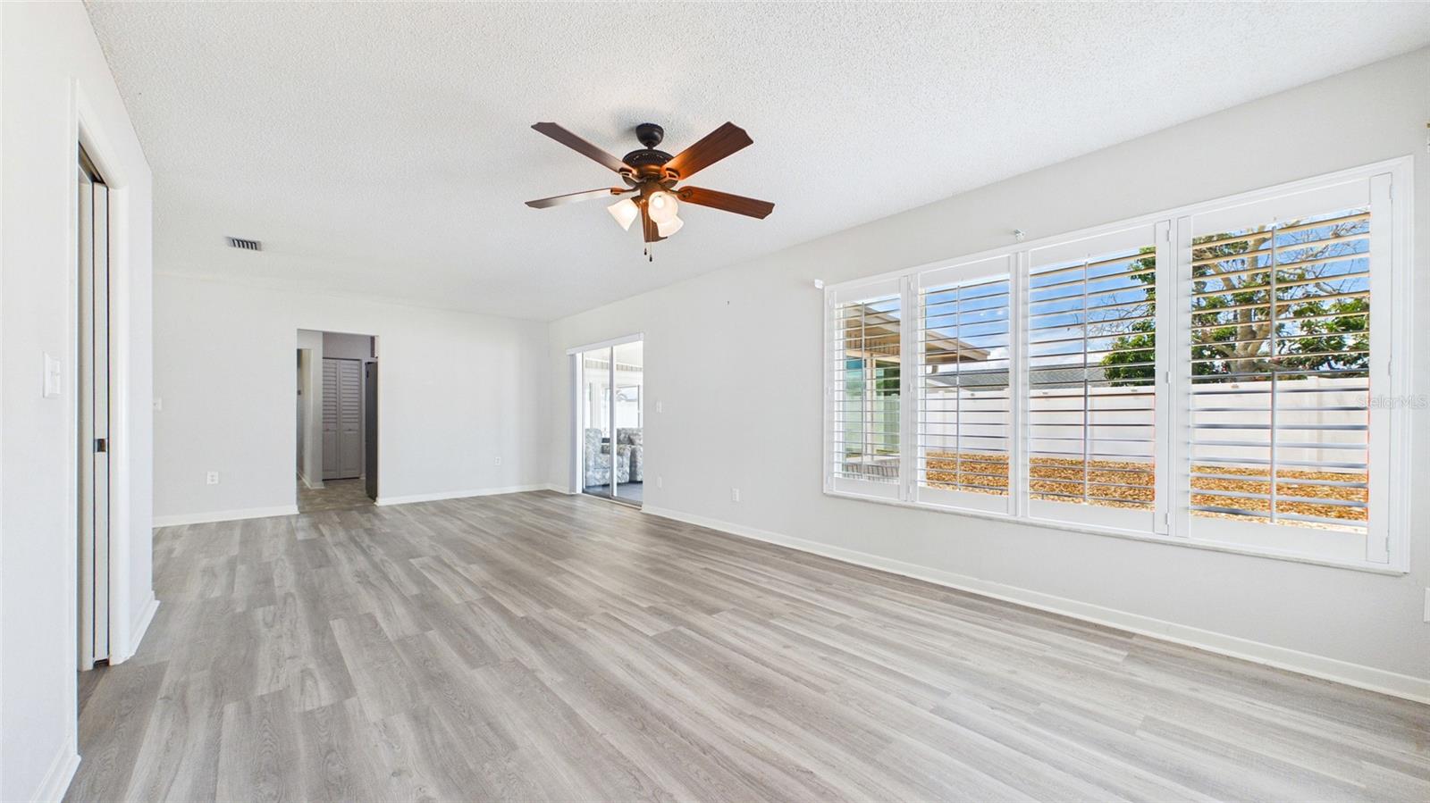 DEL WEBBS SUN CITY FLORIDA UN - Residential