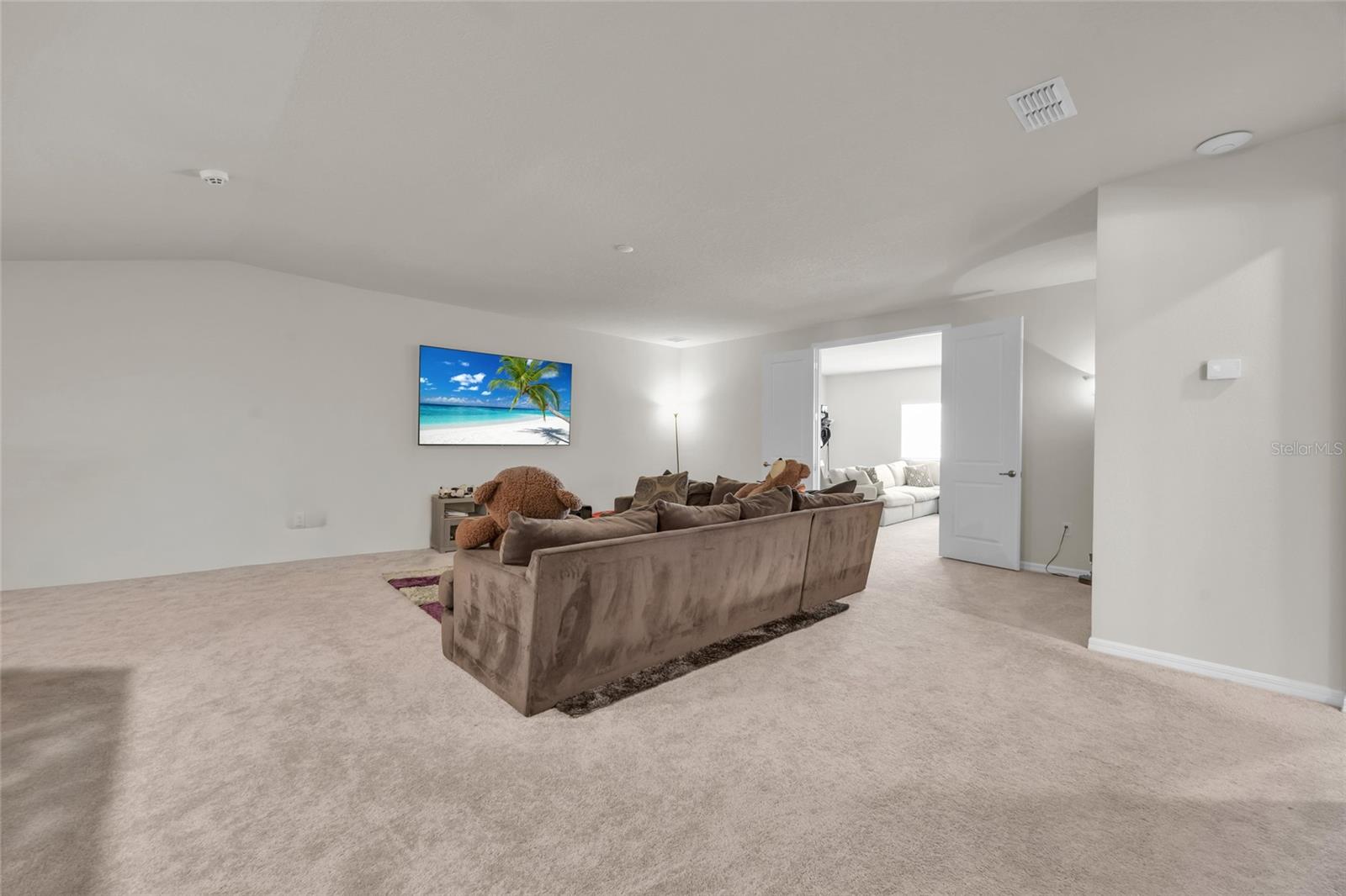 ESTS/LAKEVIEW PRESERVE - Residential