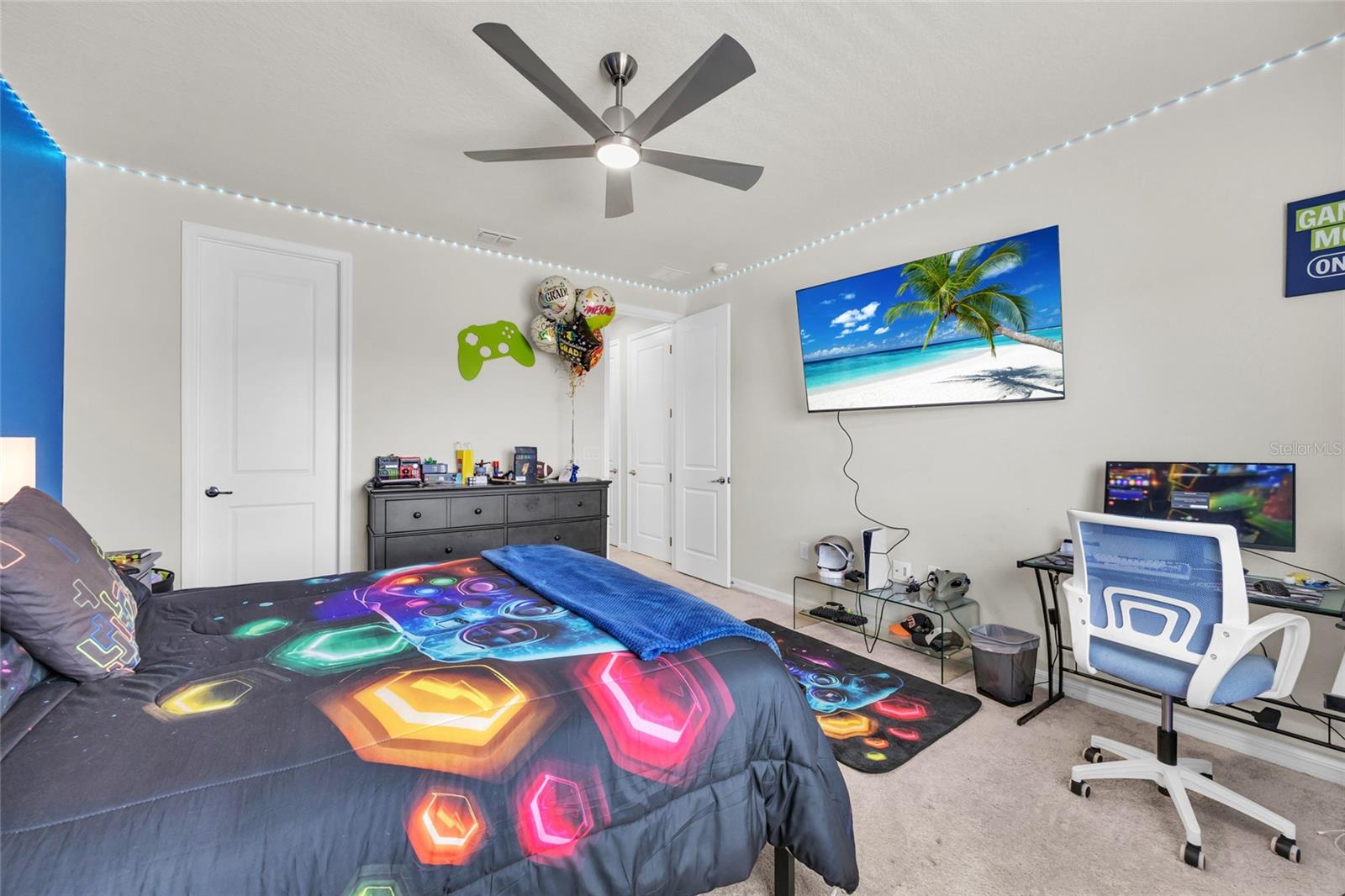 ESTS/LAKEVIEW PRESERVE - Residential