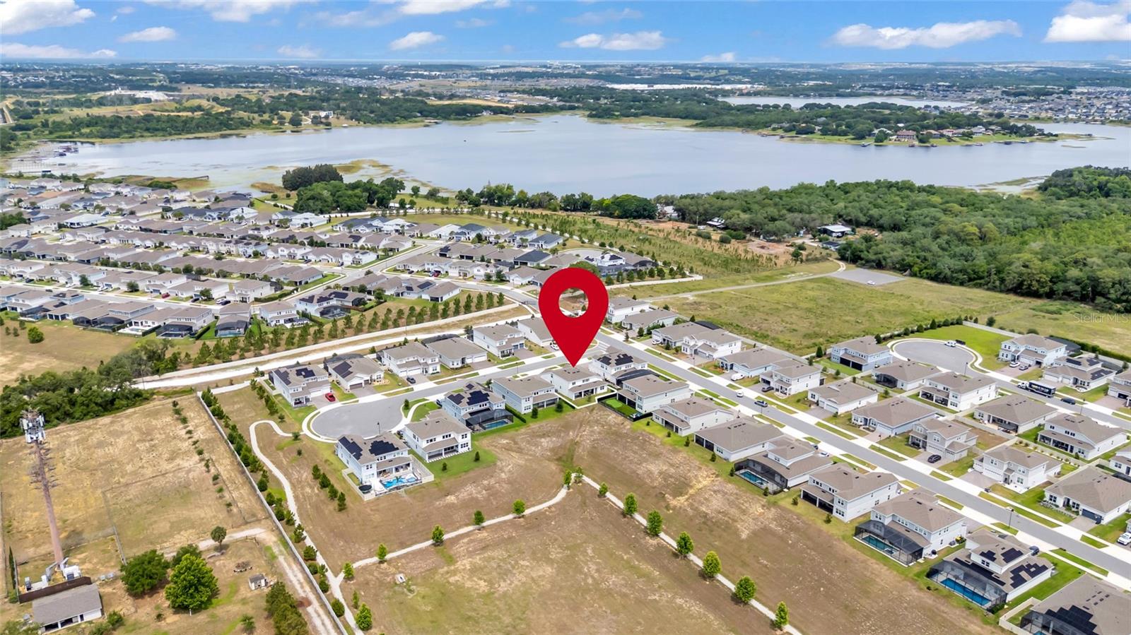 ESTS/LAKEVIEW PRESERVE - Residential