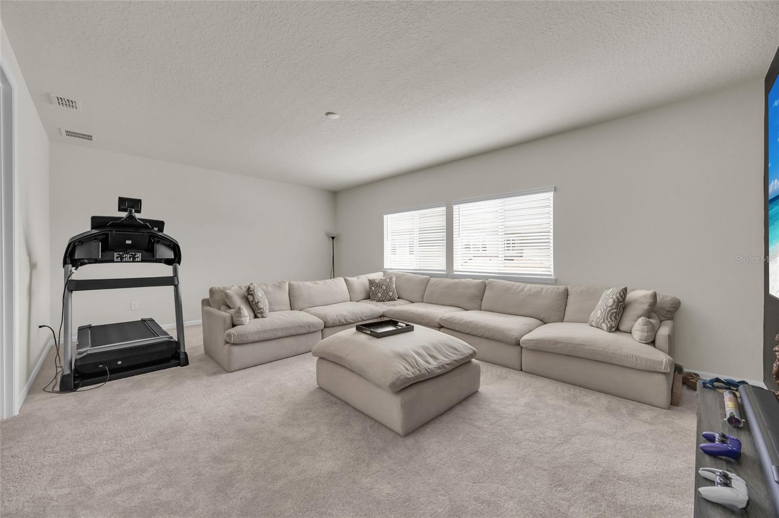 ESTS/LAKEVIEW PRESERVE - Residential