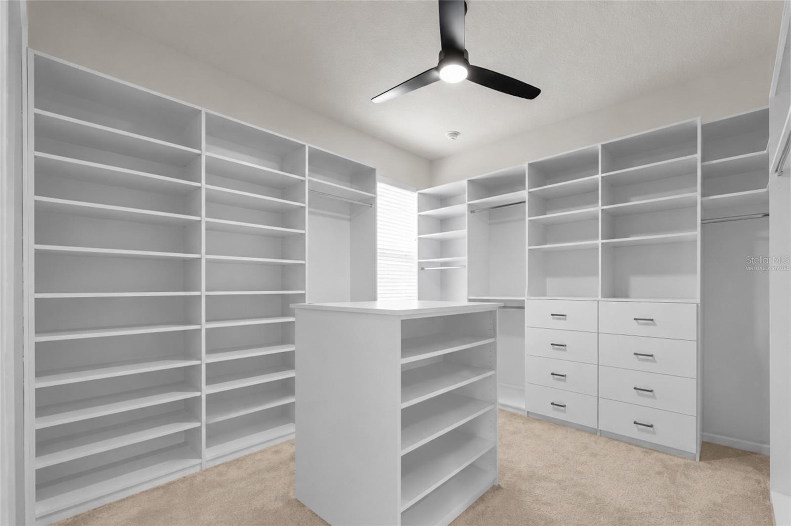 ESTS/LAKEVIEW PRESERVE - Residential