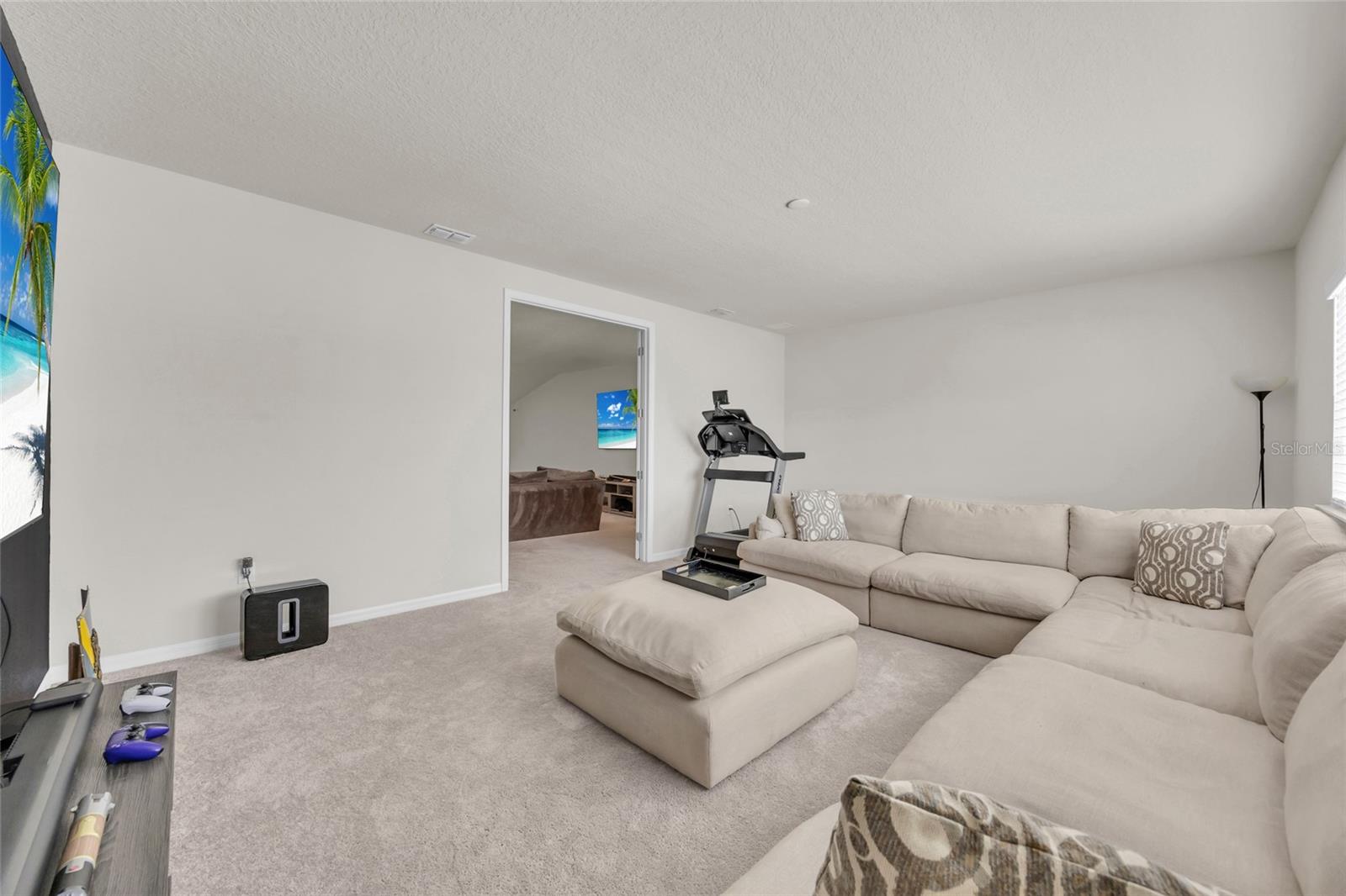 ESTS/LAKEVIEW PRESERVE - Residential