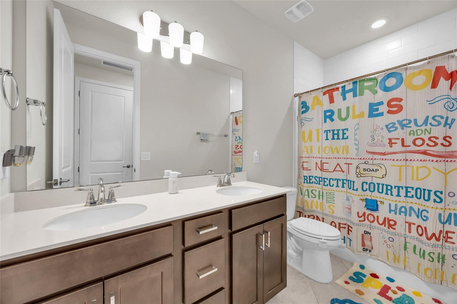 ESTS/LAKEVIEW PRESERVE - Residential