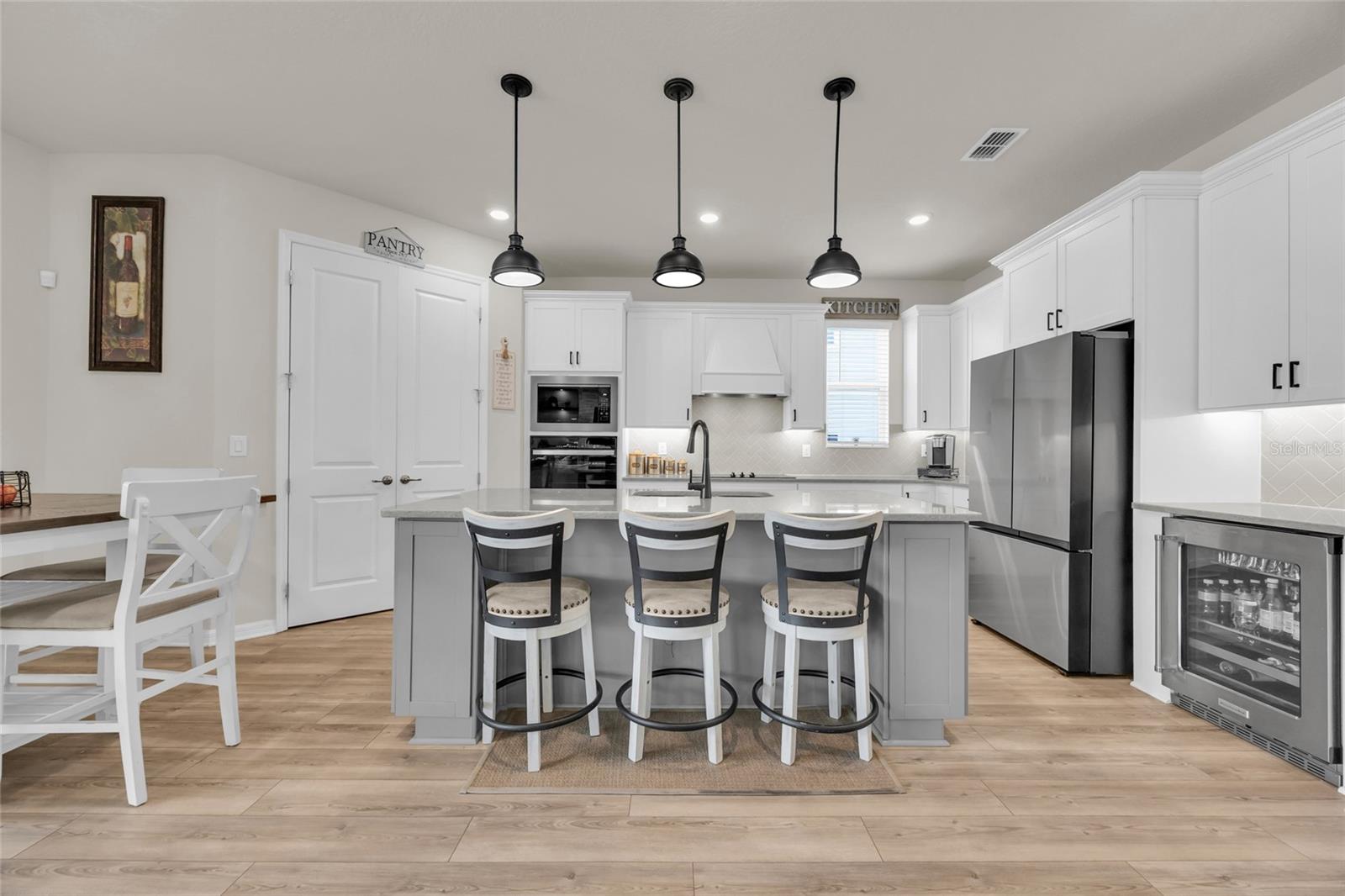 ESTS/LAKEVIEW PRESERVE - Residential