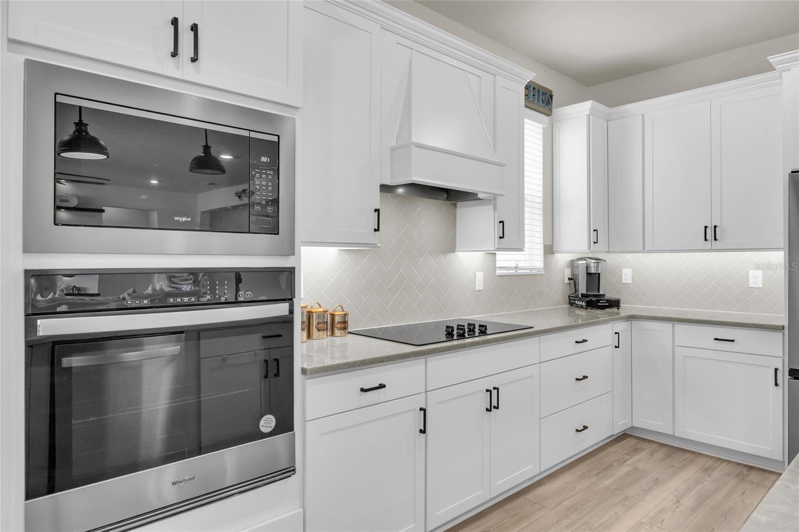 ESTS/LAKEVIEW PRESERVE - Residential