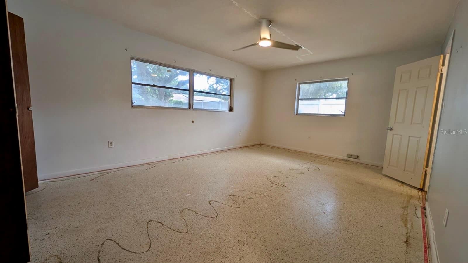 DUNEDIN LAKEWOOD ESTATES 3RD ADD - Residential