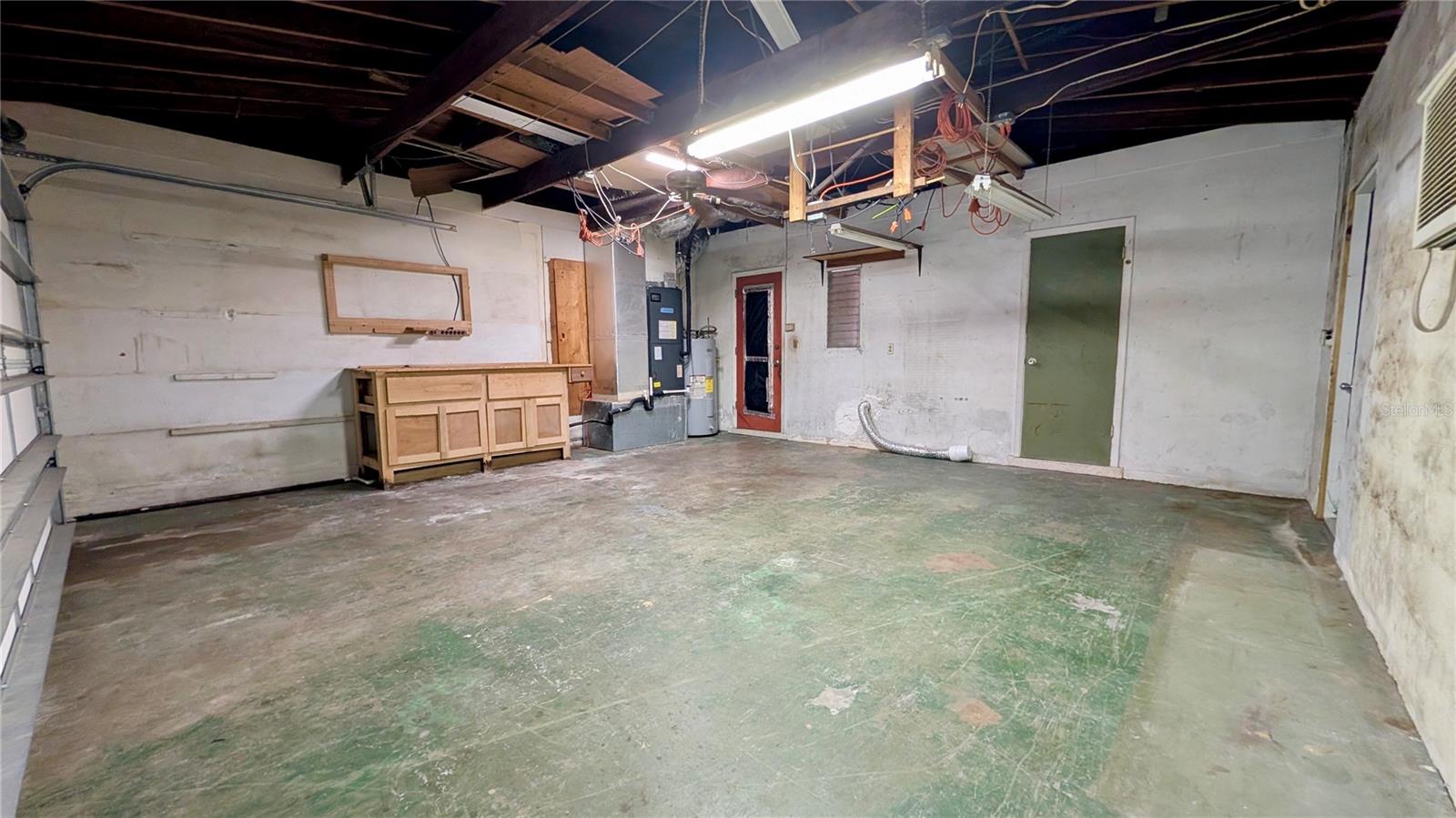 DUNEDIN LAKEWOOD ESTATES 3RD ADD - Residential