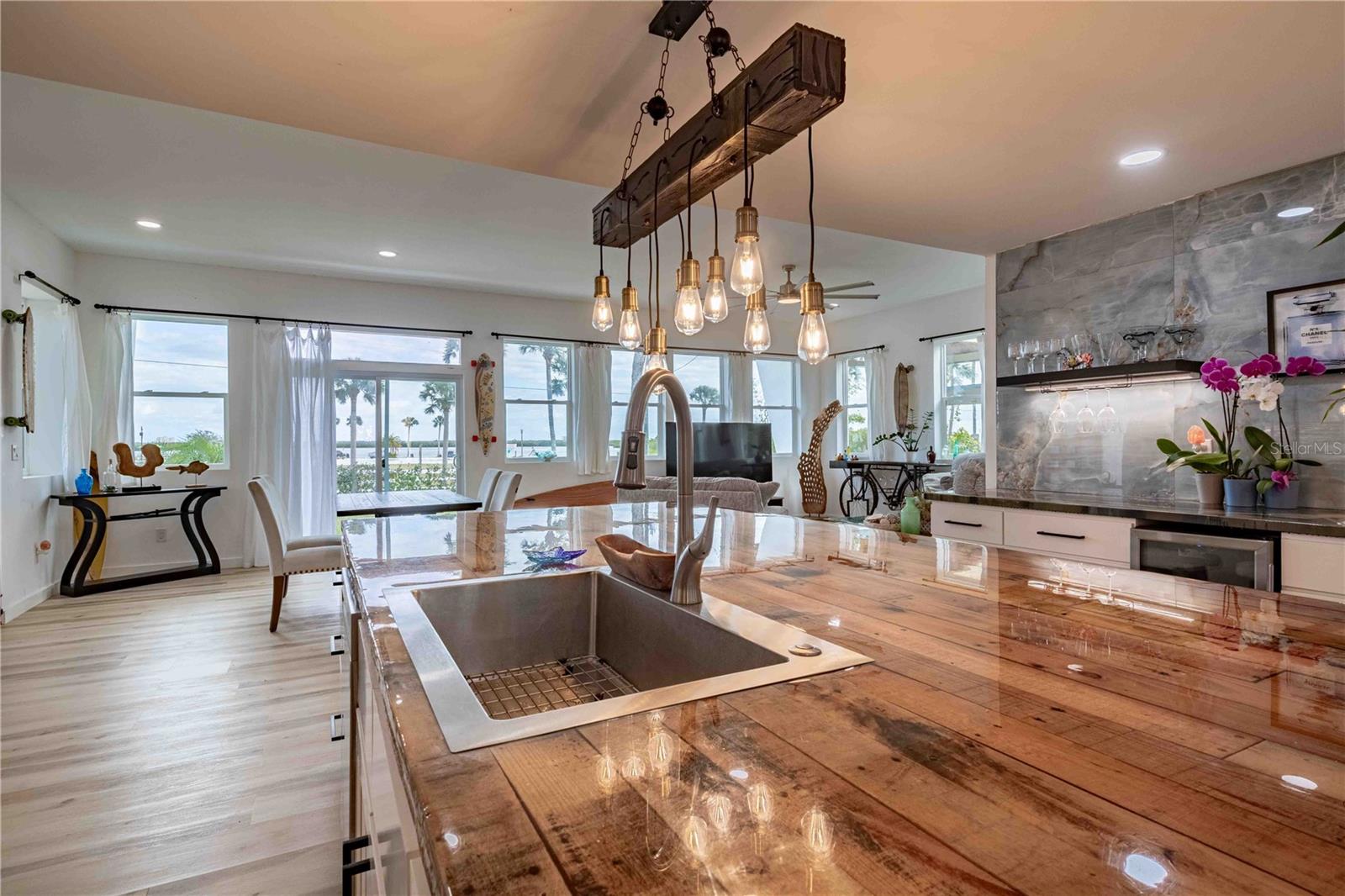 HAWKS PARK CO - Residential