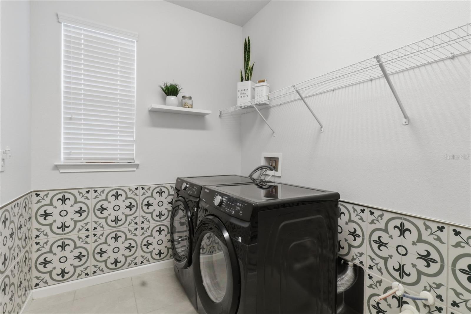 MEADOWGROVE - Residential