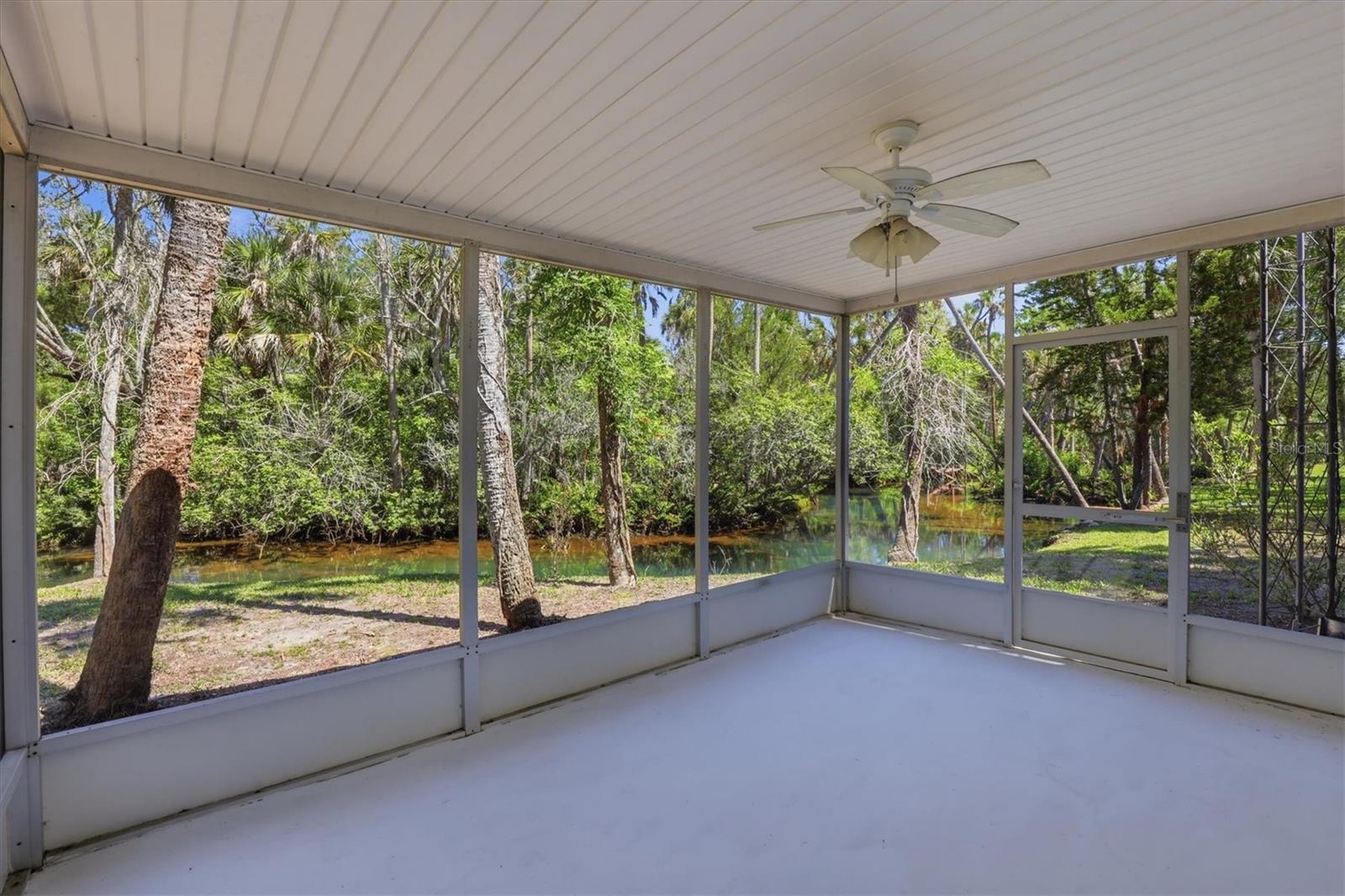 PALM GROVE COLONY - Residential