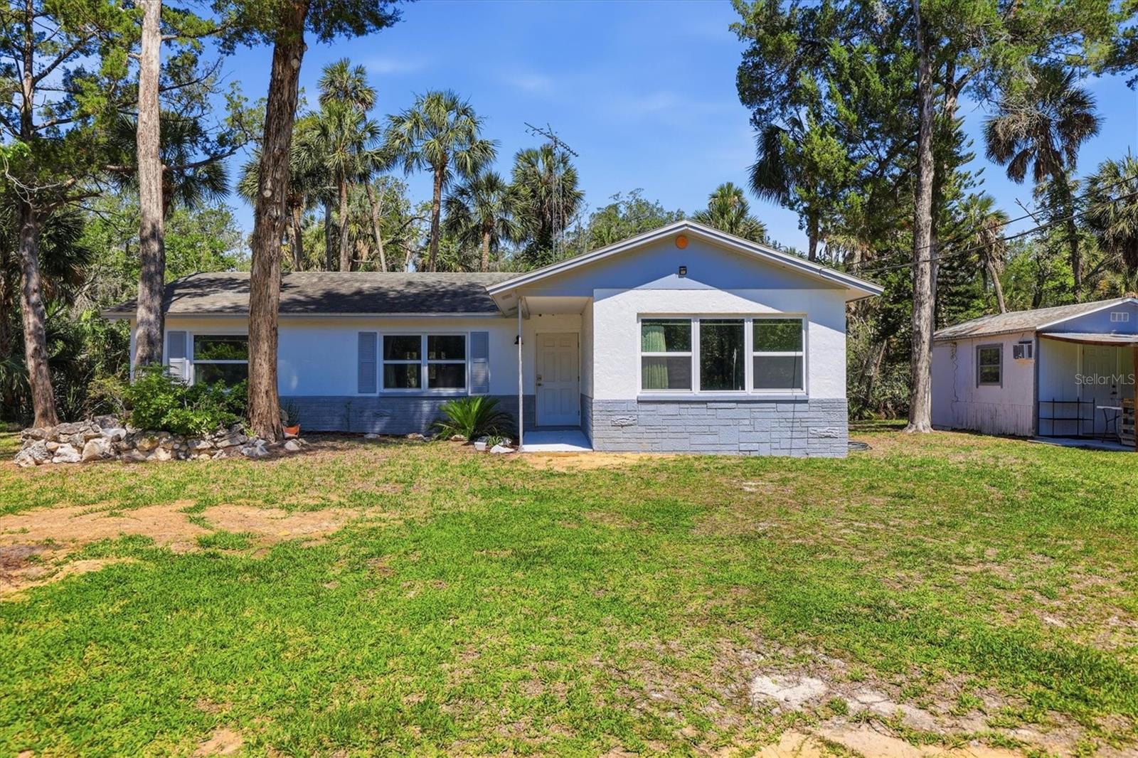 PALM GROVE COLONY - Residential