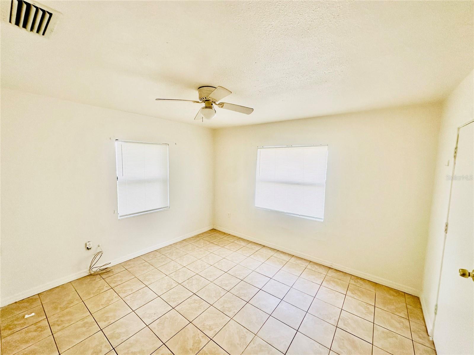 HOWARD CANNON PARK RESUB - Residential Income