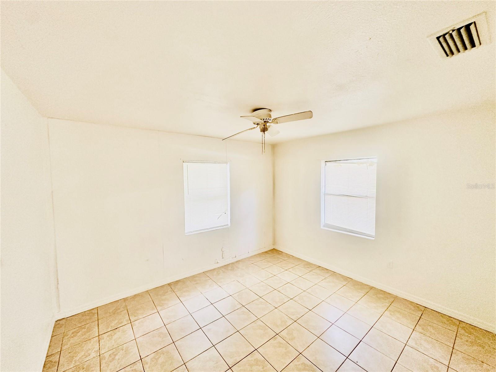 HOWARD CANNON PARK RESUB - Residential Income