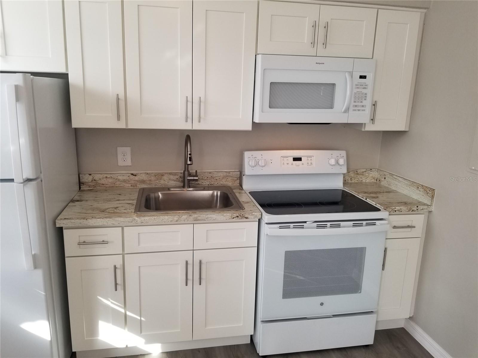 UPTOWN - Residential Lease