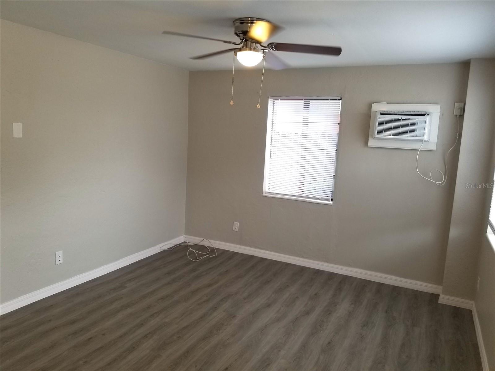 UPTOWN - Residential Lease